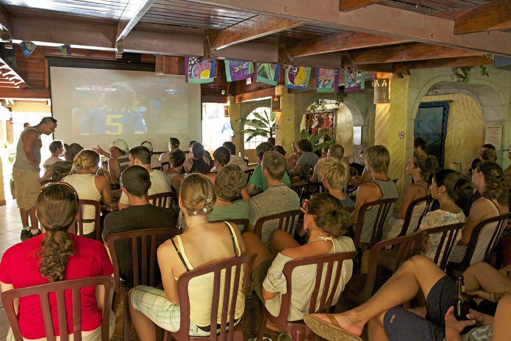 מונטזומה El Sano Banano Beachside Hotel מראה חיצוני תמונה